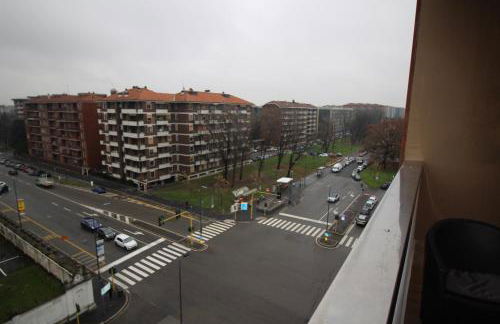 CHECK-INGANNI, sopra la metropolitana fianco CDI - Foto 31