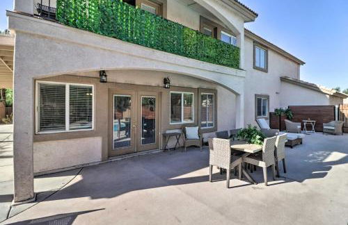 Lavish Family Escape with Game Room in Avondale! - Foto 32