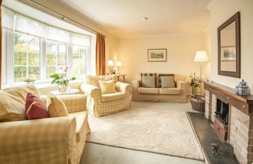 Fox Cottage - Photo 3