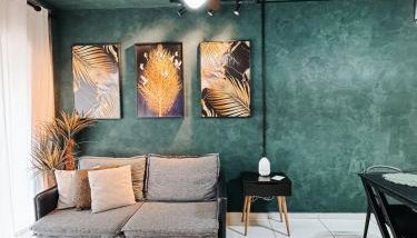 Novo Apto em Condomínio Fechado c/Ar e Elevador - Foto 2