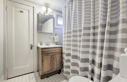 Charming Farmhouse with Pool and Fishing Pond! - Foto 21