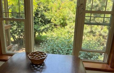 Art and Book Lovers - Photo 4