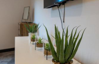 High End Contractor Apartment - 5 Separate Beds - Free Parking - Foto 6