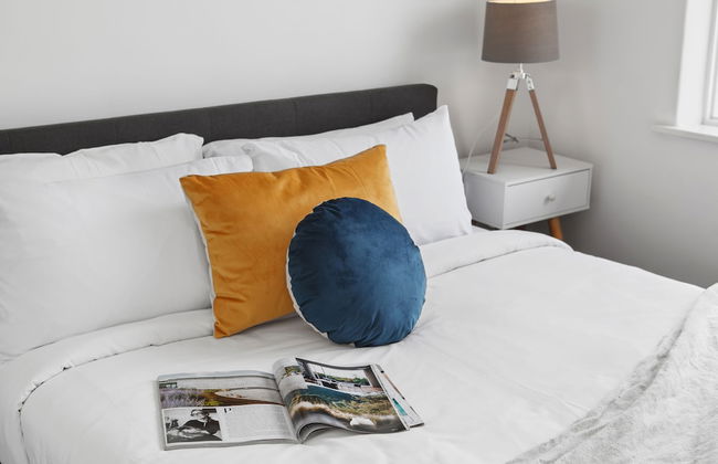 Heart of Ormond Apartment by Ready Set Host - Photo 4