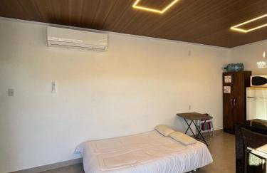 Micro casa com ar condicionado 2km da prainha - Foto 18