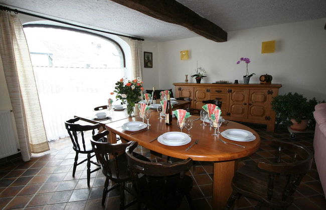 Winenne Home With Hot Tub - Photo 24