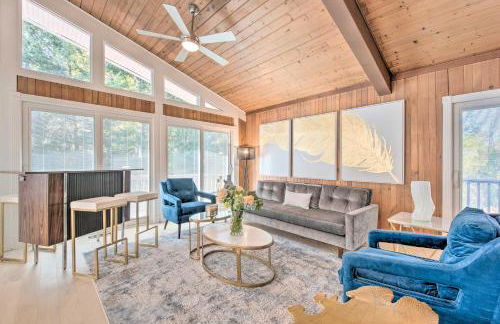 Serene Home with Fire Pit, Deck and Easy Access to ATL - Foto 8