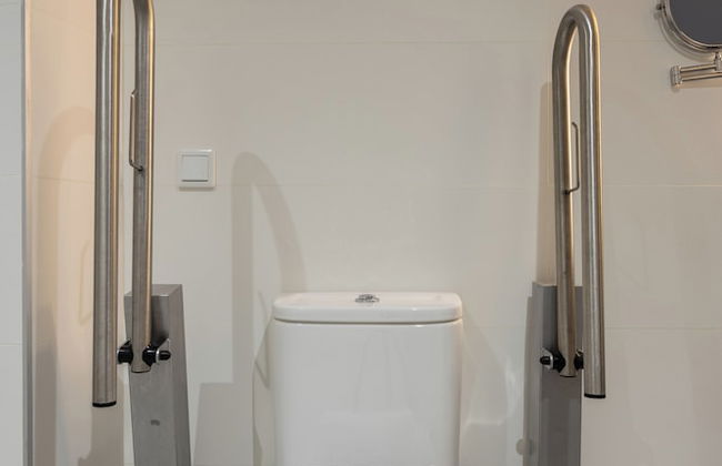 BIBO SUITES PLAZA NUEVA - Photo 54