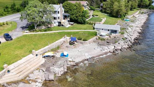 ZaLo House Waterline cabin with Hot Tub Pets - Foto 1