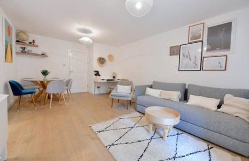 Central London 2 bedrooms apartment sleep 6 Free parking - Foto 9