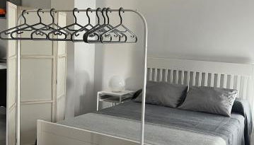 Villa Marta loft diáfano con jardín y aparcamiento en Villa histórica - Foto 2