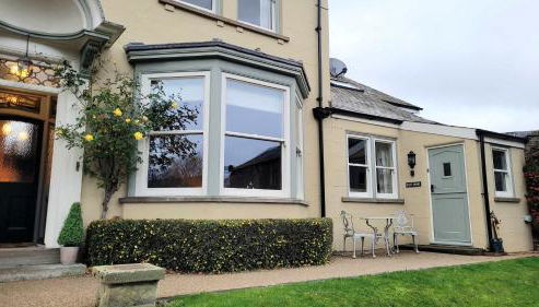 East Wing Cottage - Peaceful Village Retreat with Tennis Court Access - Foto 3