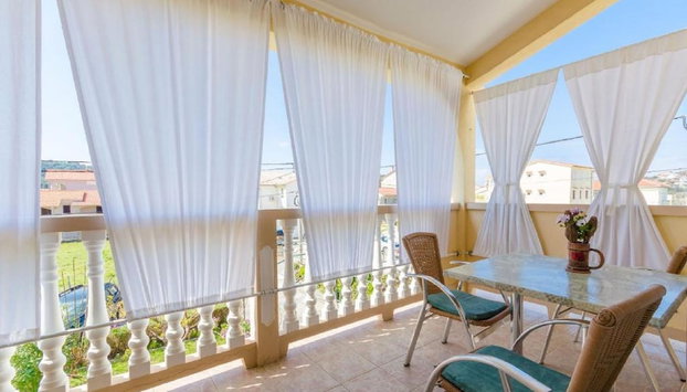 Apartmani Mijatović - Foto 3, Balcón