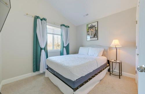 5 Mi to Charlotte Motor Speedway Cozy Townhome - Foto 17