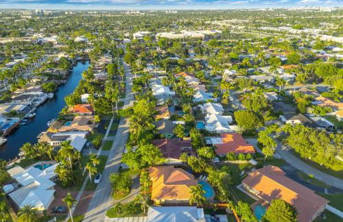 Stunning 4 Bedrooms House with Pool 6 minutes to the Ocean - Foto 69