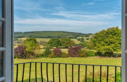 Charming 17th Cent Secluded Country Cottage Garden - Pass the Keys - Photo 38