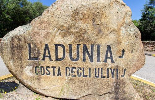 Welcomely - Porto Rotondo sul Mare - Photo 52