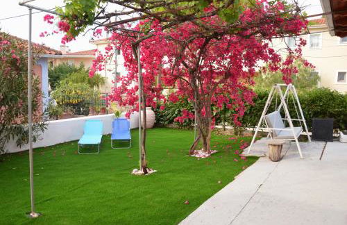 Artemis House - Photo 23