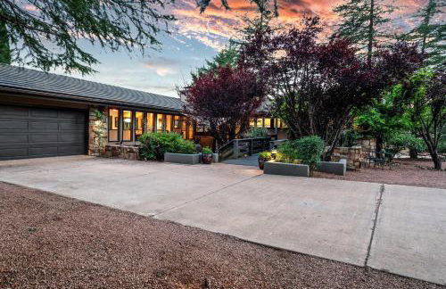 Outdoor Entertaining Space: Sedona Mtn-View Home - Foto 39