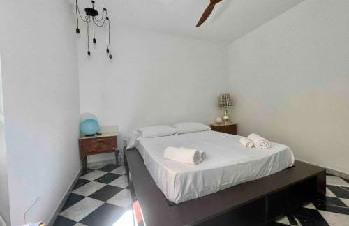 Quiet luminous Flat historical city center fast Wi-Fi - Foto 6