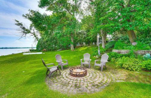 519B Large 2 bedroom on the water - Foto 15