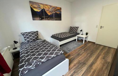 Möblierte Wohnung mit ruhiger Terrasse in bester Lage für Feriengäste und beruflich Reisende AW12A-I - Foto 3