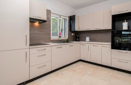 Villa Luan near Pula by Istrabook - Foto 29