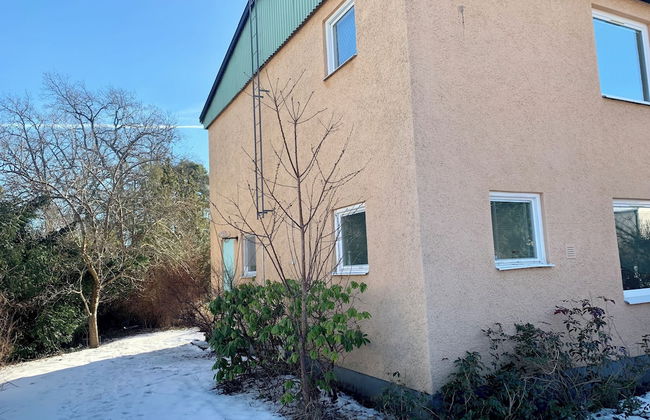 Cozy Small Apartment Just Outside Stockholm - Photo 11