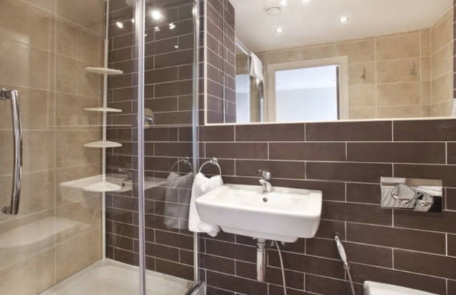 Churchill Two Bedroom Apartments with Free Parking and The Minster view - Foto 7