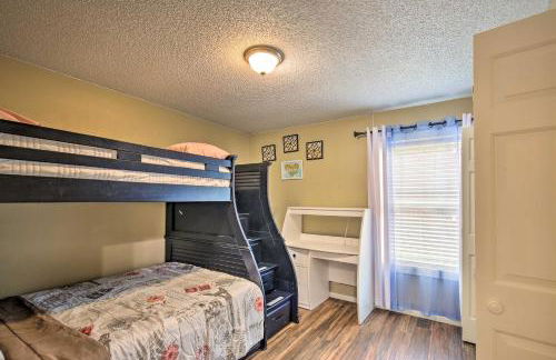 Family Retreat about 1 Mi to Hill Country Mile! - Foto 28