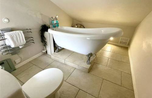 Truck House, Luxury accommodation, pet friendly, Probus - Foto 32