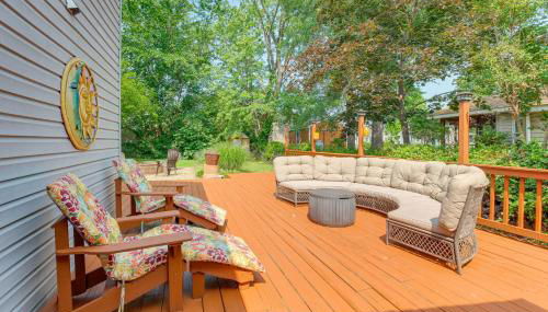 Adorable Cottage Fire Pit, Walk to Colonial Beach - Foto 2