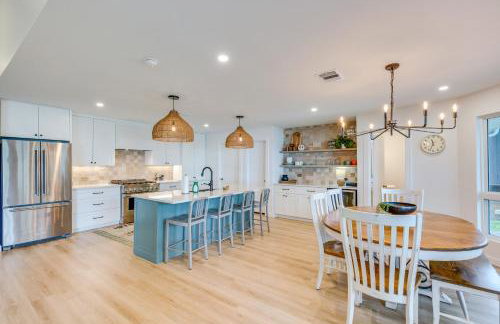 Private Dock Lakefront Enchanted Oaks Retreat - Foto 5