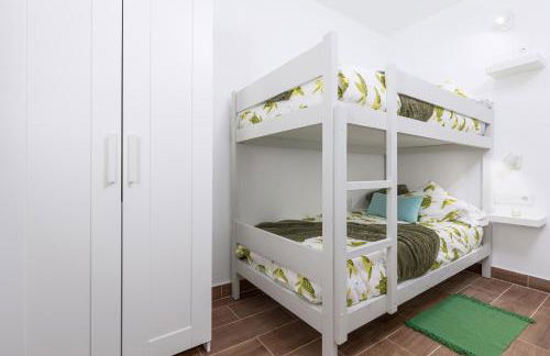 Home2Book Cozy Beachfront Getaway in Tarajalejo - Photo 19