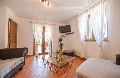 Villa Brbon - Serene Getaway - Foto 32