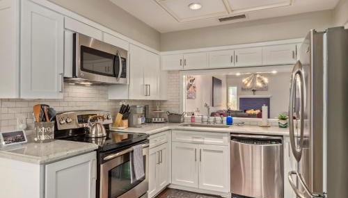 Resort Style Living In Phoenix's Most Exclusive Gated Community! - Foto 5, stove, dishwasher, pet friendly, toaster