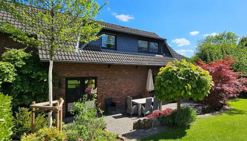 Tobi's Eifelhaus mit Terrasse & Garten - Foto 3, Garden