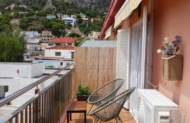 NIUMAR Acogedor apartamento muy luminoso con terraza - Photo 1