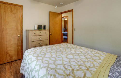 5 Mi to Heavenly Resort Cozy Home with Fenced Yard - Foto 15