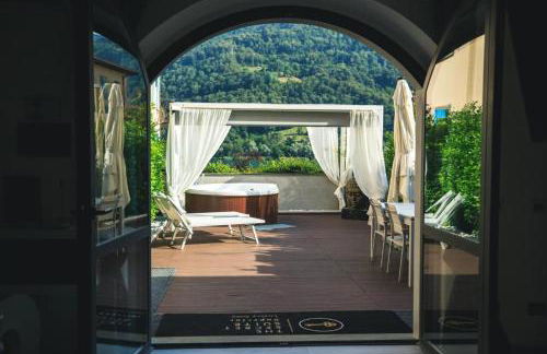 THE SECRET SUITE - Luxury on the lake Endine - Foto 23