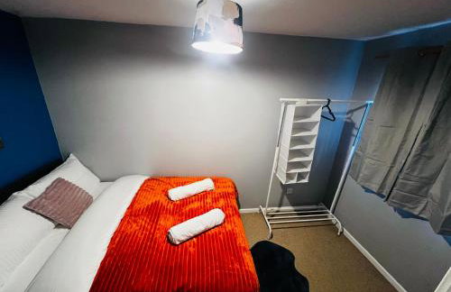 Pristine 2B Guest house near Luton Airport, L&D Hospital, Whipsnade Zoo & Leagrave Train Stn, Contractors - Foto 15