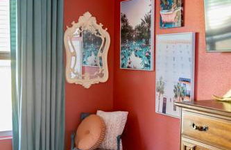 Chic Dog-Friendly 4BR | OWA + Beach + Fenced Yard - Foto 31