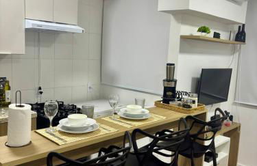 Studio Home Office Completo Cama Queen e Ar Condicionado Vista Panorâmica - Foto 7