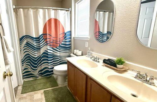 Perfect SA Getaway! Near Lackland SeaWorld Alamo Riverwalk - Photo 6