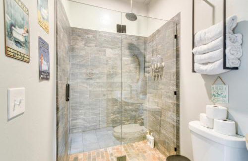 1 Mi to Dtwn Home with Fenced Yard in Galveston! - Foto 15