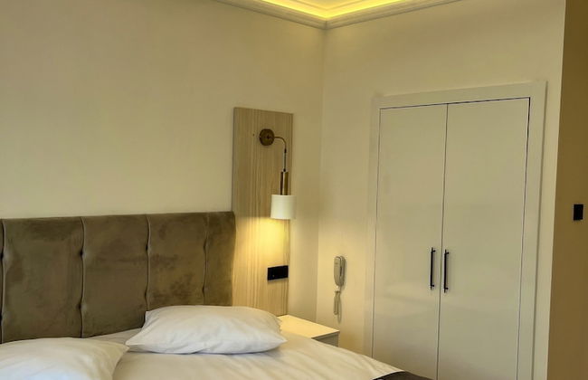 Golden Life Suite - Photo 3