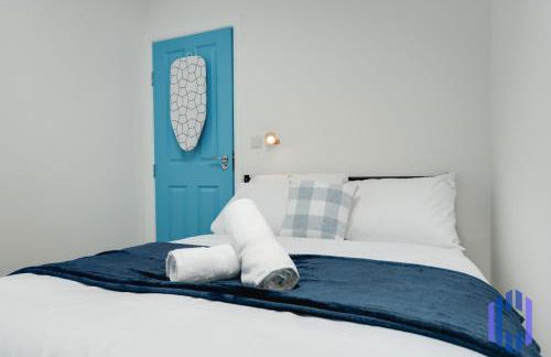 Santorini Blues by CEFAS - Free Parking - Bungalow - Near Airport - Foto 4