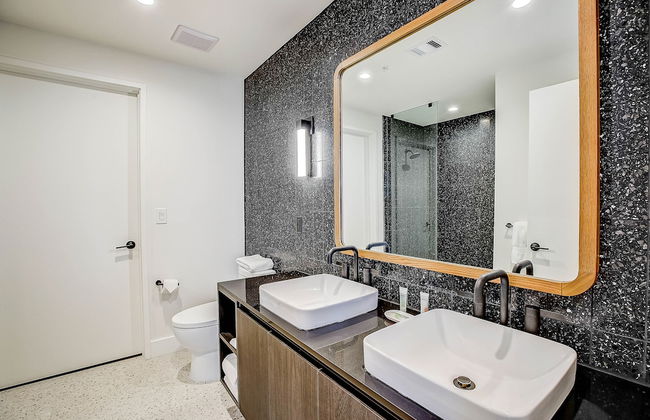 Luxury Stay on Rainey St - Foto 24