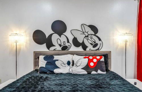 Spacious 7BR Retreat w Pool Game Room - Foto 69