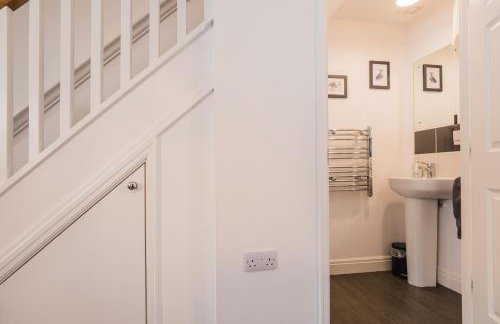 Charming 2 Bedroom Home in the Cotswolds - Foto 17